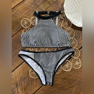 Black/white stripe high neck bikini